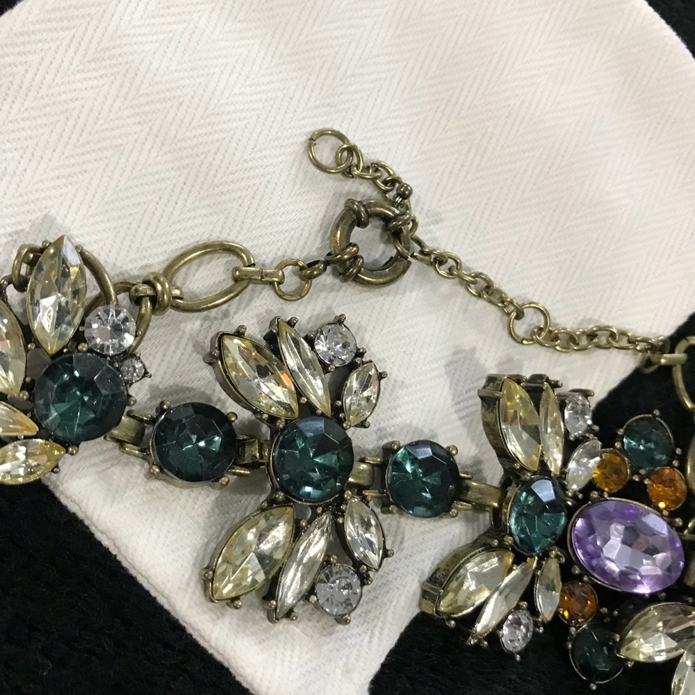 Statement Necklace - Picture 4 of 4